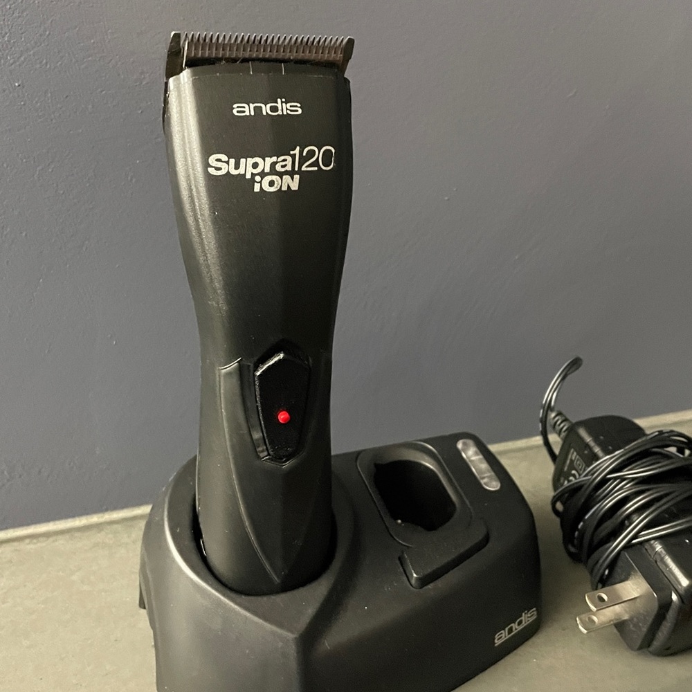 Andis, Supra 120 Ion Adjustable Blade Clipper Needs A New Battery